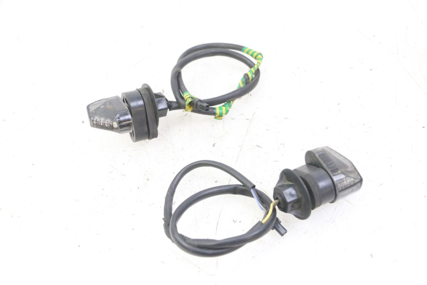 photo de FRONT TURN SIGNAL PIAGGIO MP3 LT 300 (2010 - 2016)