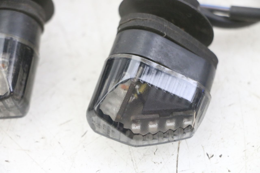 photo de FRONT TURN SIGNAL PIAGGIO MP3 LT 300 (2010 - 2016)