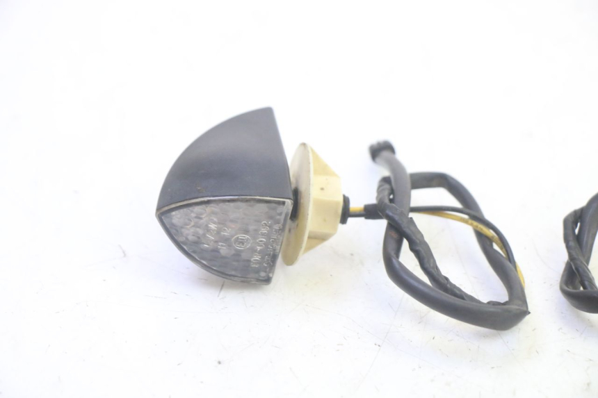 photo de FRONT TURN SIGNAL PIAGGIO MP3 RL 250 (2007 - 2010) - Zoom on usage condition