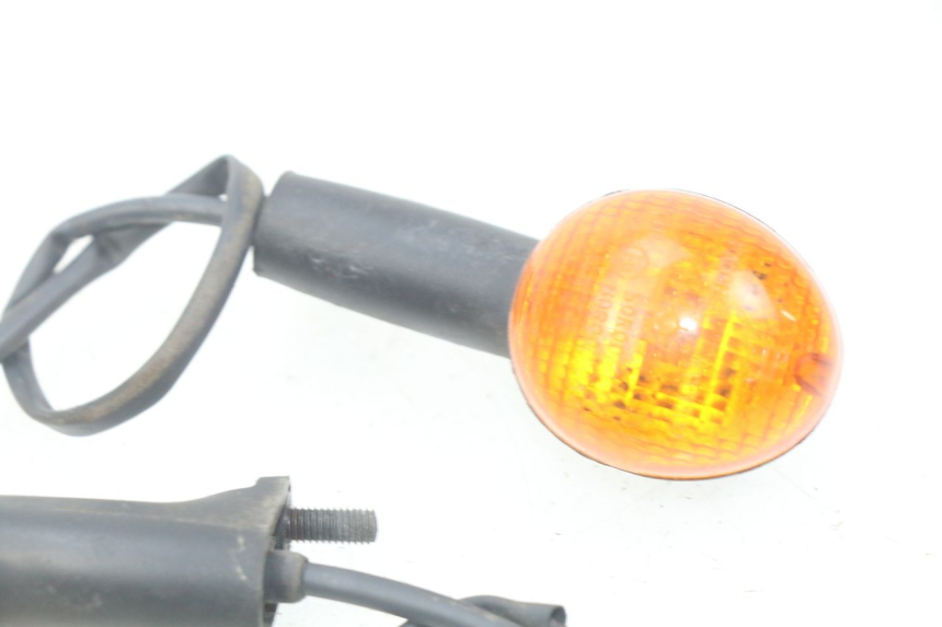 photo de FRONT TURN SIGNAL PEUGEOT LUDIX 50 (2005 - 2007)