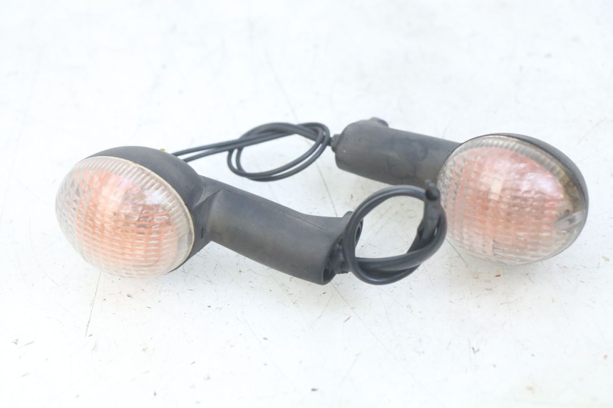 photo de FRONT TURN SIGNAL PEUGEOT LUDIX 50 (2005 - 2007)