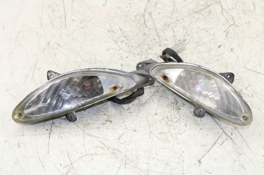 photo de FRONT TURN SIGNAL PEUGEOT V-CLIC VCLIC 50 (2007 - 2013)