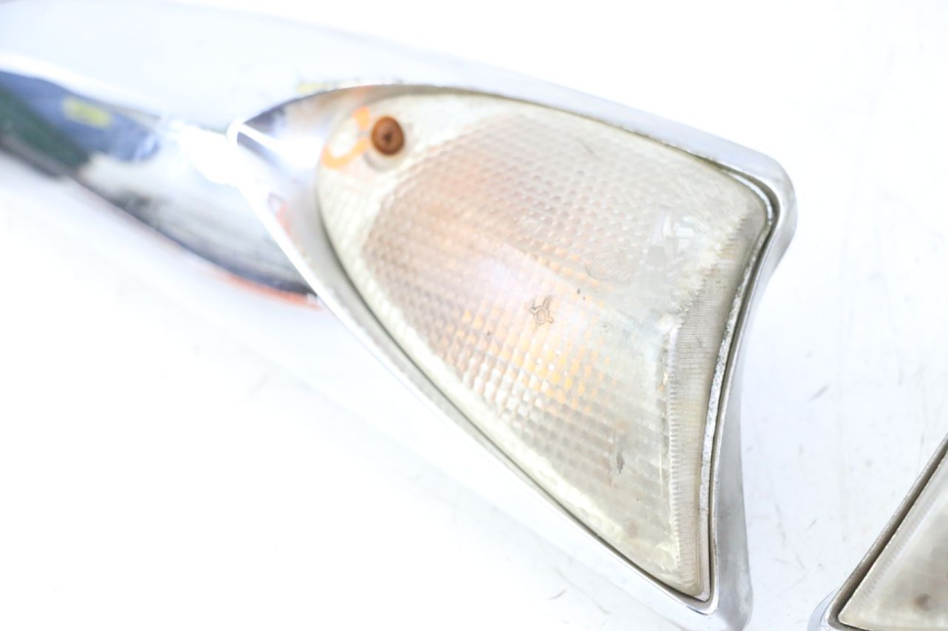 photo de FRONT TURN SIGNAL PIAGGIO XEVO - X EVO 125 (2007 - 2016)