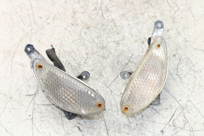photo de FRONT TURN SIGNAL TAOTAO PIX'S 4T 50 (2014 - 2018)