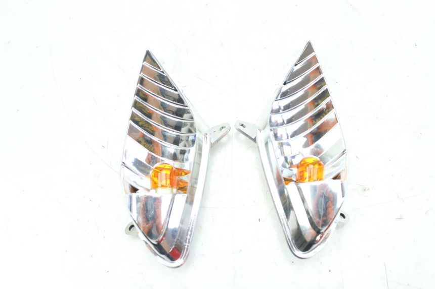 photo de FRONT TURN SIGNAL APRILIA SR R 2T LC 50 (2018 - 2021)