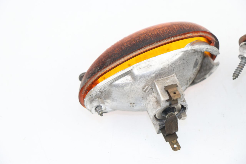 photo de FRONT TURN SIGNAL GILERA STORM 50 (1993 - 1997)