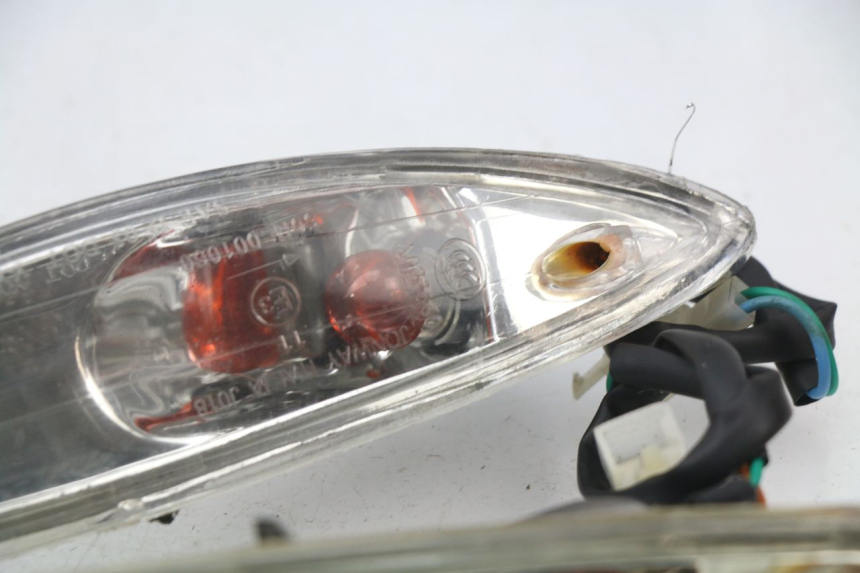 photo de FRONT TURN SIGNAL JM MOTORS SUNNY 50 (2017 - 2020) - Fixing points details