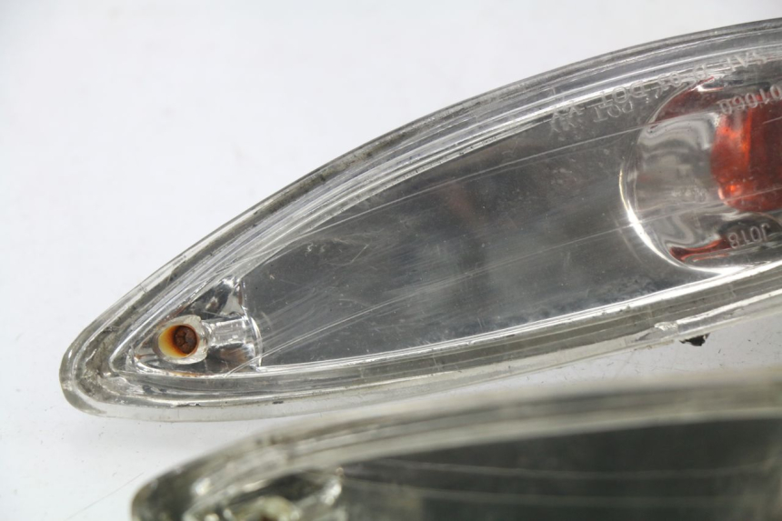 photo de FRONT TURN SIGNAL JM MOTORS SUNNY 50 (2017 - 2020) - Surface and material condition