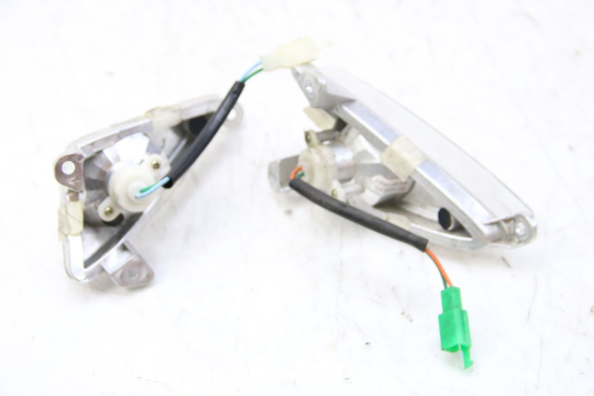 photo de FRONT TURN SIGNAL SYM ORBIT III 3 4T 50 (2018 - 2021)