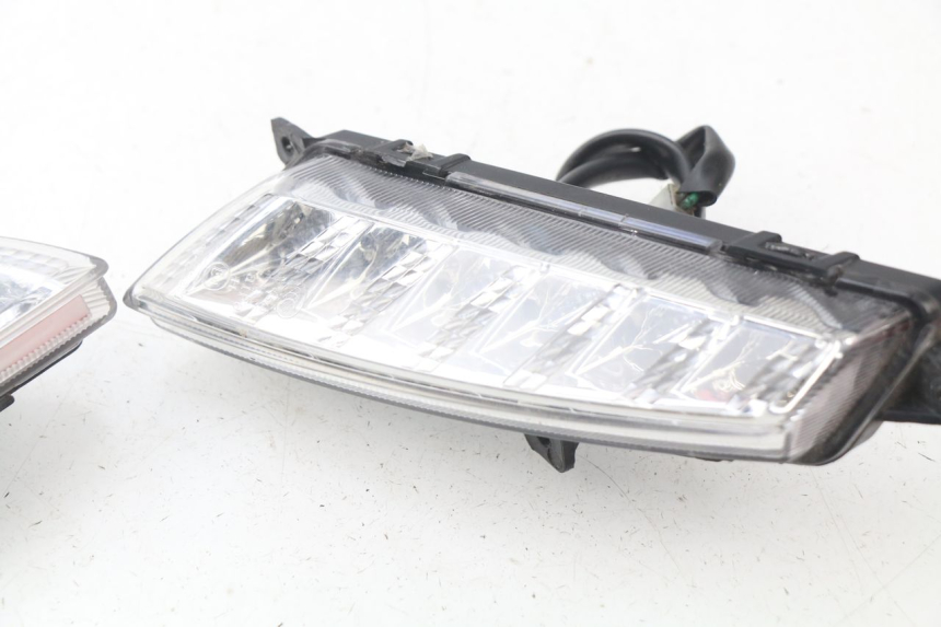 photo de FRONT TURN SIGNAL TURBHO RP 50 (2018 - 2022)