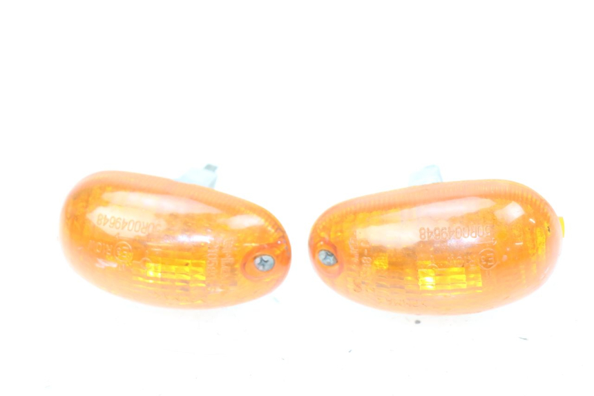 photo de FRONT TURN SIGNAL PIAGGIO TYPHOON 50 (1993 - 1999) - Main view