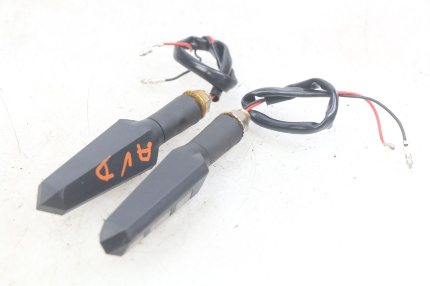 photo de FRONT TURN SIGNAL MOTRAC URBAN 4T 50 (2016 - 2024)