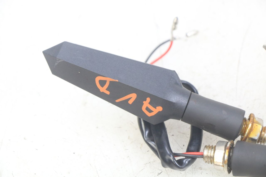 photo de FRONT TURN SIGNAL MOTRAC URBAN 4T 50 (2016 - 2024)