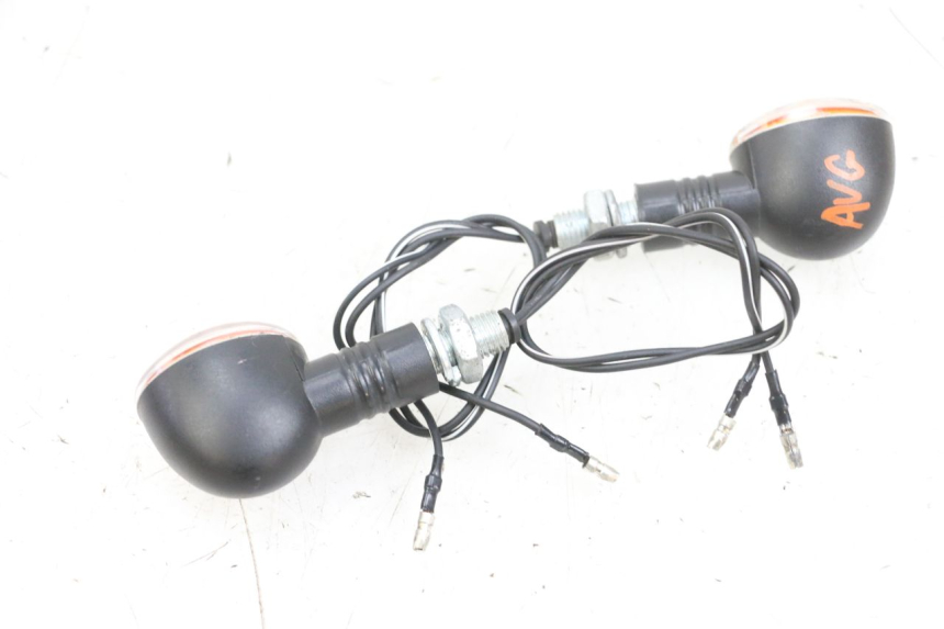 photo de FRONT TURN SIGNAL DAELIM VJ ROADWIN FI 125 (2008 - 2017) - Technical close-up