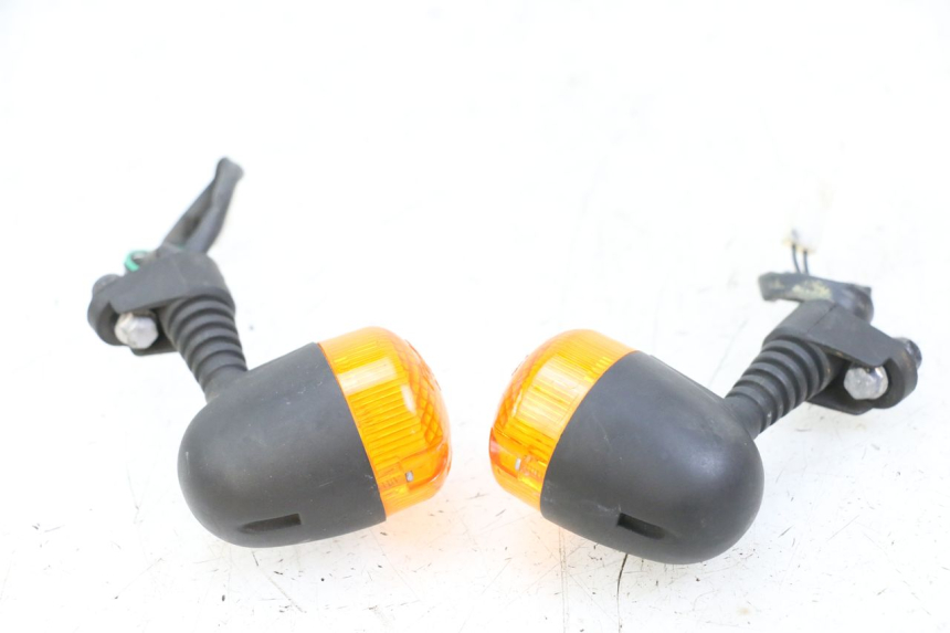 photo de FRONT TURN SIGNAL YAMAHA NEOS NEO'S 4T 50 (2008 - 2016)