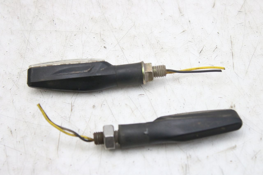 photo de FRONT TURN SIGNAL ZHEJIANG XMOTOS XB-81 50