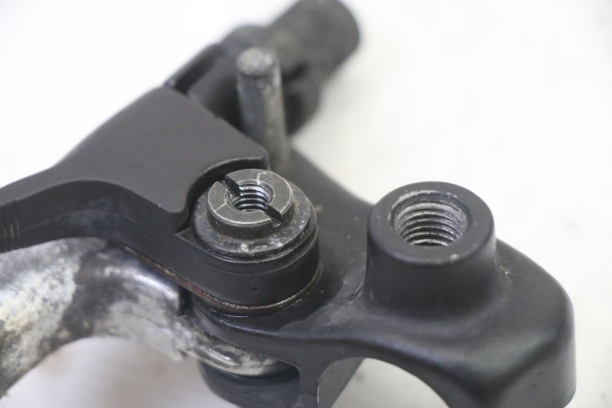 photo de CLUTCH LEVER MOUNT APRILIA ETX 125 (1998 - 2002)