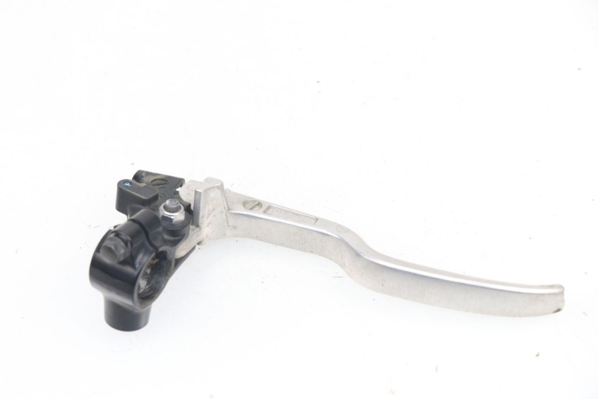 photo de CLUTCH LEVER MOUNT SUZUKI GSR 750 (2011 - 2017)
