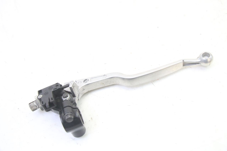 photo de CLUTCH LEVER MOUNT SUZUKI GSR 750 (2011 - 2017)