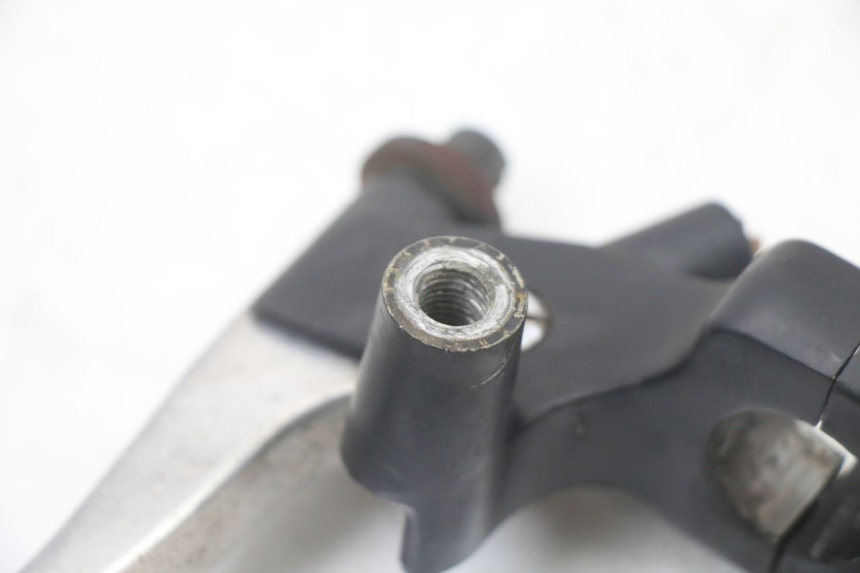 photo de CLUTCH LEVER MOUNT HONDA VT C2 SHADOW 750 (1997 - 2001) - Alternative perspective