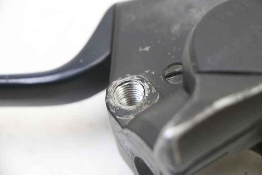 photo de CLUTCH LEVER MOUNT BMW K 75 RT 750 (1989 - 1997)