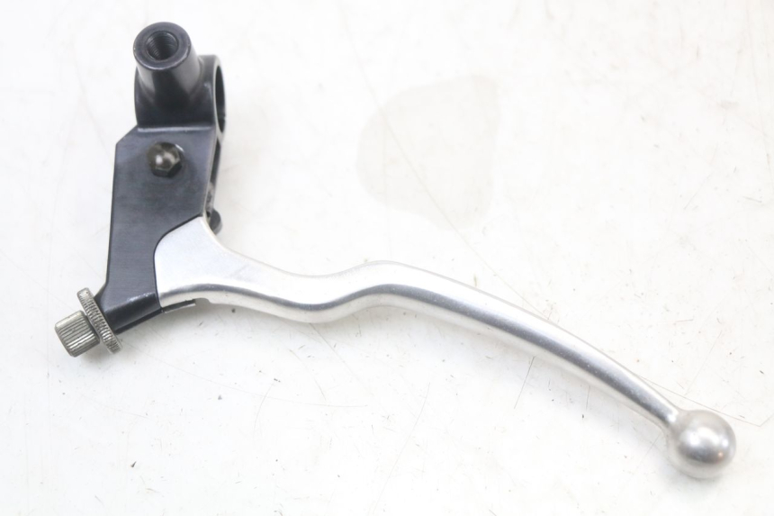 photo de CLUTCH LEVER MOUNT SUZUKI GS F 500 (2004 - 2007)