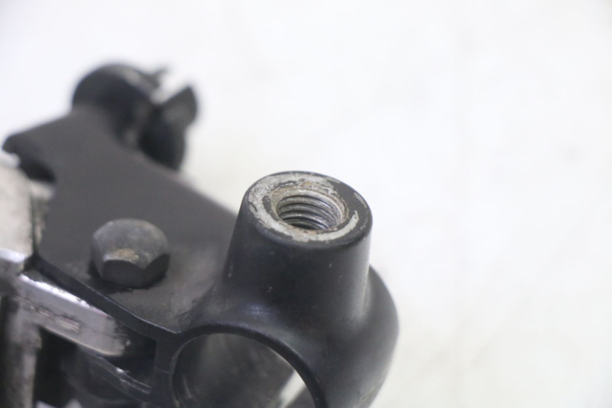photo de CLUTCH LEVER MOUNT YAMAHA TDM ABS 900 (2002 - 2014)