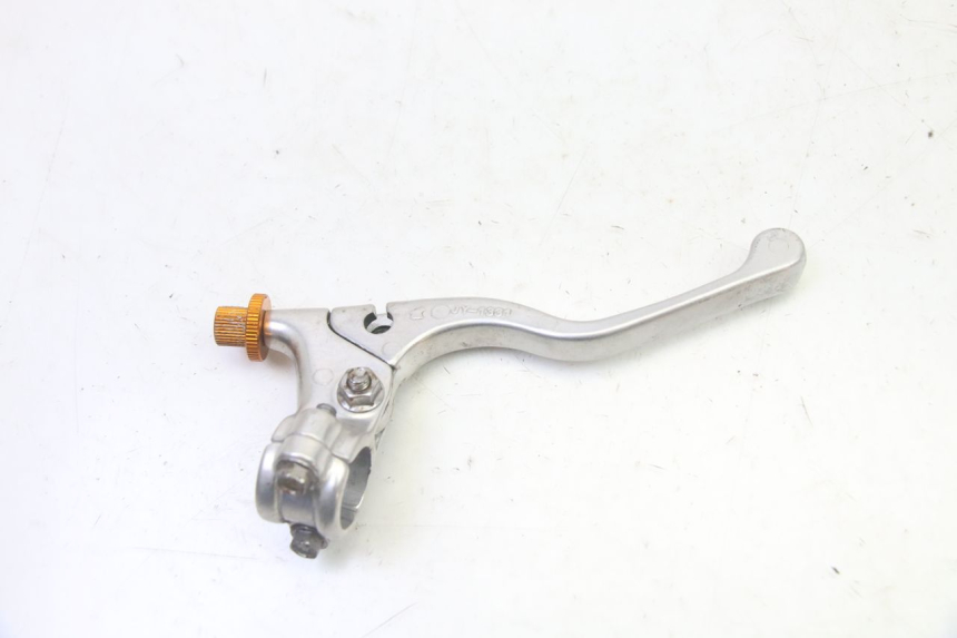 photo de CLUTCH LEVER MOUNT YAMAHA YZ 125 (1998 - 2005)