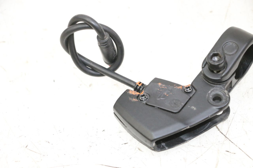 photo de RIGHT BRAKE LEVER MOUNT URBANGLIDE E-CROSS PRO 1