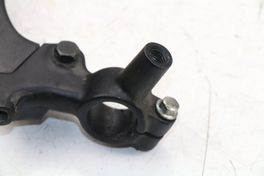 photo de RIGHT BRAKE LEVER MOUNT MBK OVETTO ONE 2T 50 (2013 - 2017)