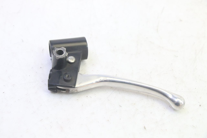 photo de LEFT BRAKE LEVER PIAGGIO FLY 4T 50 (2013 - 2017) - Zoom on usage condition
