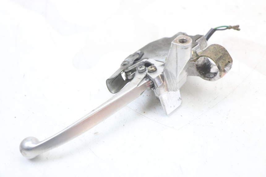 photo de LEFT BRAKE LEVER MOUNT HONDA NES AROBASE 125 (2000 - 2003)