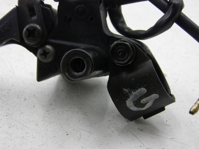 photo de LEFT BRAKE LEVER MOUNT HONDA NH VISION 50 (1985 - 1994) - Product overview