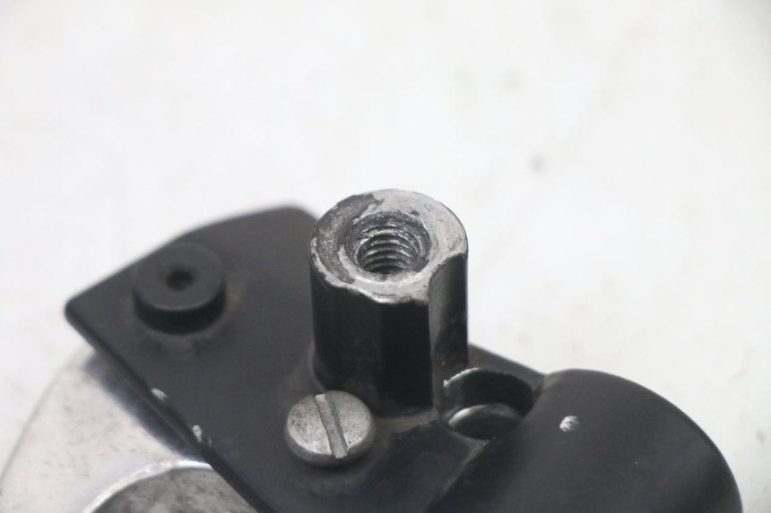 photo de LEFT BRAKE LEVER MOUNT PIAGGIO VESPA LX IE 125 (2010 - 2012)