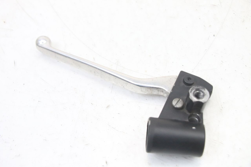 photo de LEFT BRAKE LEVER MOUNT PIAGGIO VESPA LX IE 125 (2010 - 2012)