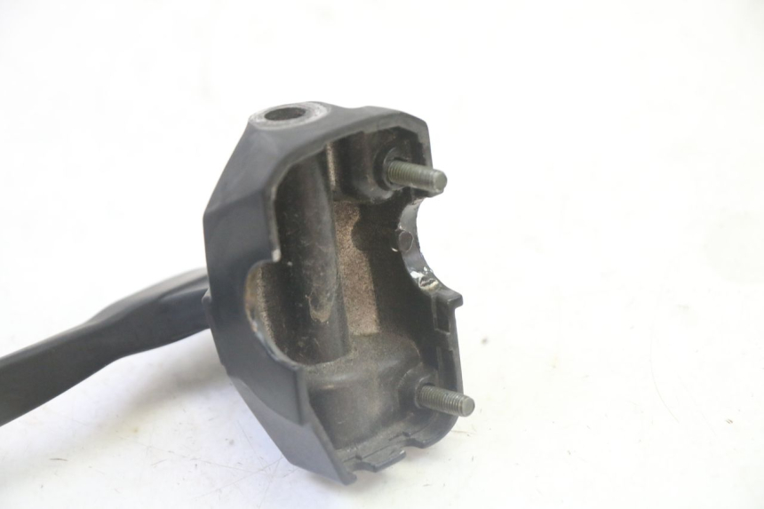 photo de LEFT BRAKE LEVER MOUNT PEUGEOT VIVACITY NEW 4T 50 (2008 - 2017)