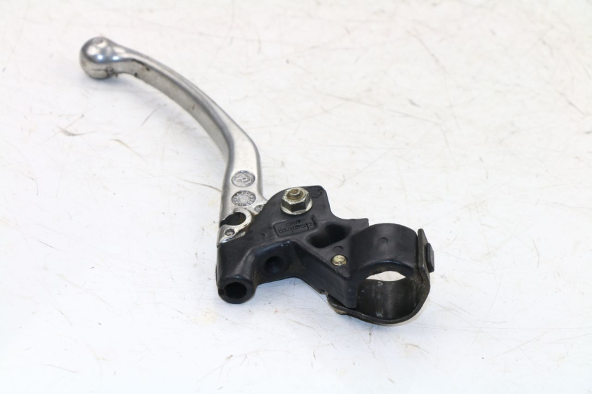 photo de LEFT BRAKE LEVER MOUNT YAMAHA YN NEO'S 50 (1997 - 2004)