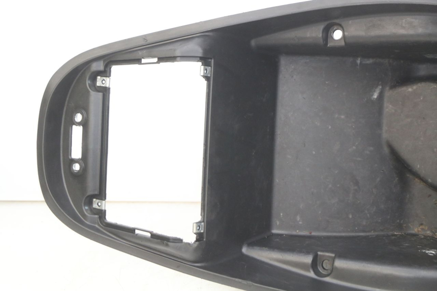 photo de SEAT STORAGE BOX KYMCO AGILITY 16+ 4T 50 (2018 - 2023)