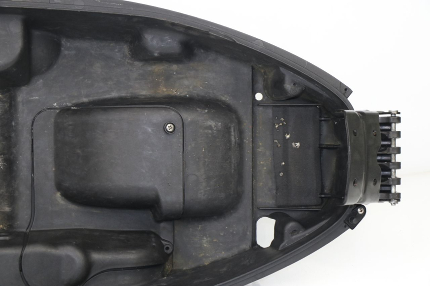 photo de UNDERSEAT STORAGE APRILIA ATLANTIC 125 (2003 - 2009)