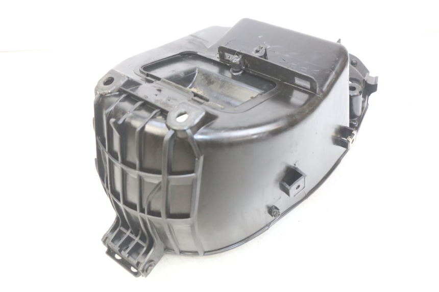 photo de UNDERSEAT STORAGE MBK BOOSTER NEXT GENERATION 50 (1995 - 1998)