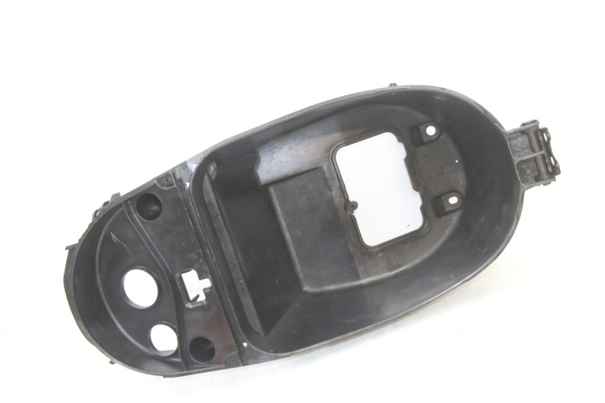 photo de UNDERSEAT STORAGE MBK BOOSTER NEXT GENERATION 50 (1995 - 1998)