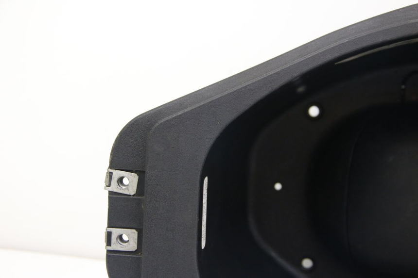 photo de SEAT STORAGE BOX DERBI BOULEVARD 50 (2009 - 2006)
