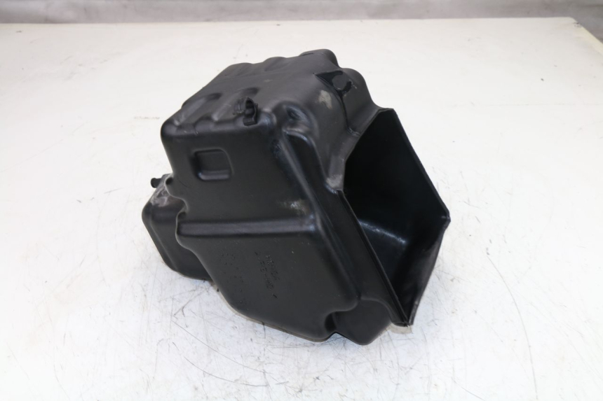 photo de UNDERSEAT STORAGE HONDA CB S 500 (1997 - 2003)