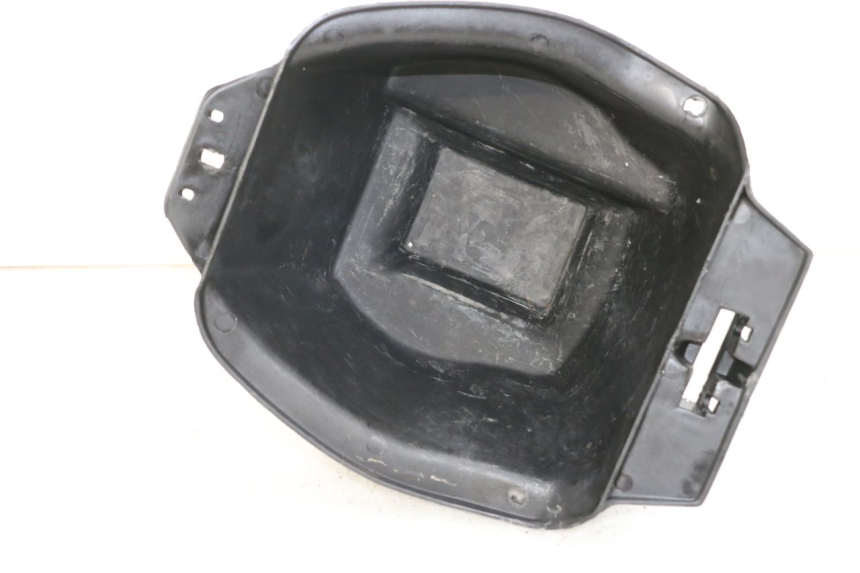 photo de UNDERSEAT STORAGE APRILIA CLASSIC 125 (1995 - 2001)