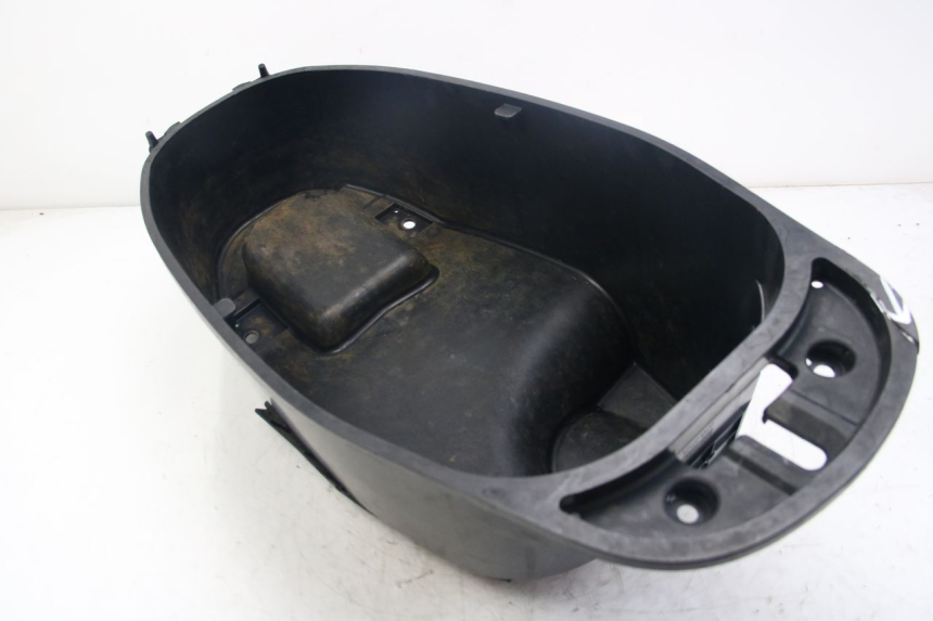 photo de SEAT STORAGE BOX YAMAHA D'ELIGHT DELIGHT 125 (2017 - 2020)