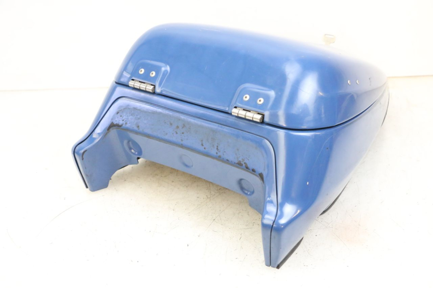 photo de SEAT STORAGE BOX YAMAHA FJR ABS 1300 (2006 - 2012) - Distinctive features