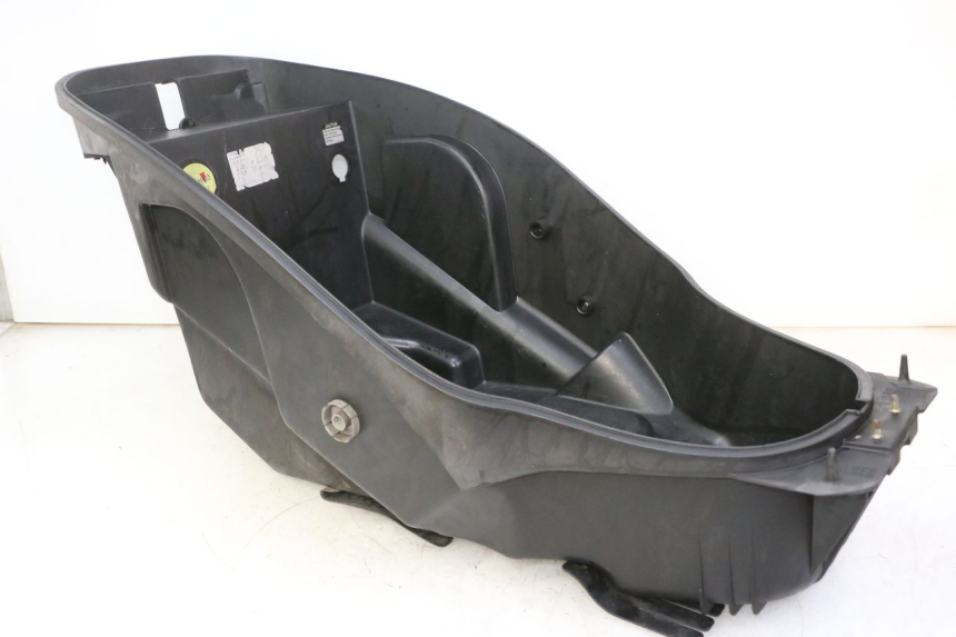 photo de UNDERSEAT STORAGE KYMCO GRAND DINK 125 (2002 - 2007)