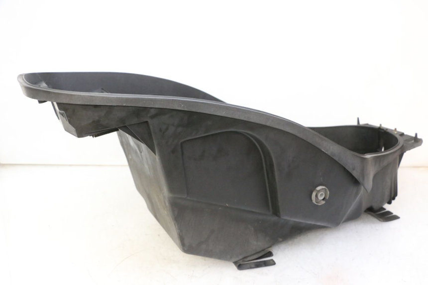 photo de UNDERSEAT STORAGE KYMCO GRAND DINK 125 (2002 - 2007)