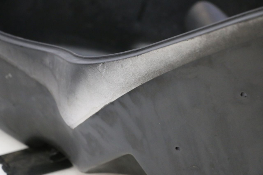 photo de UNDERSEAT STORAGE KYMCO GRAND DINK 125 (2002 - 2007)