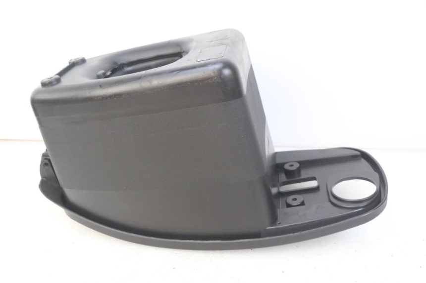 photo de SEAT STORAGE BOX JM MOTORS GT LINE 4T 50 (2021 - 2023)